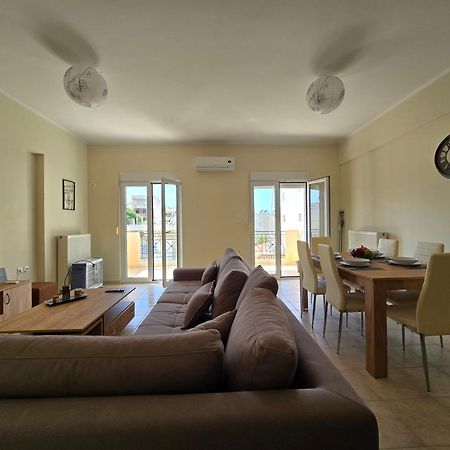 Maria Beach Apartement In Korinth! Экстерьер фото